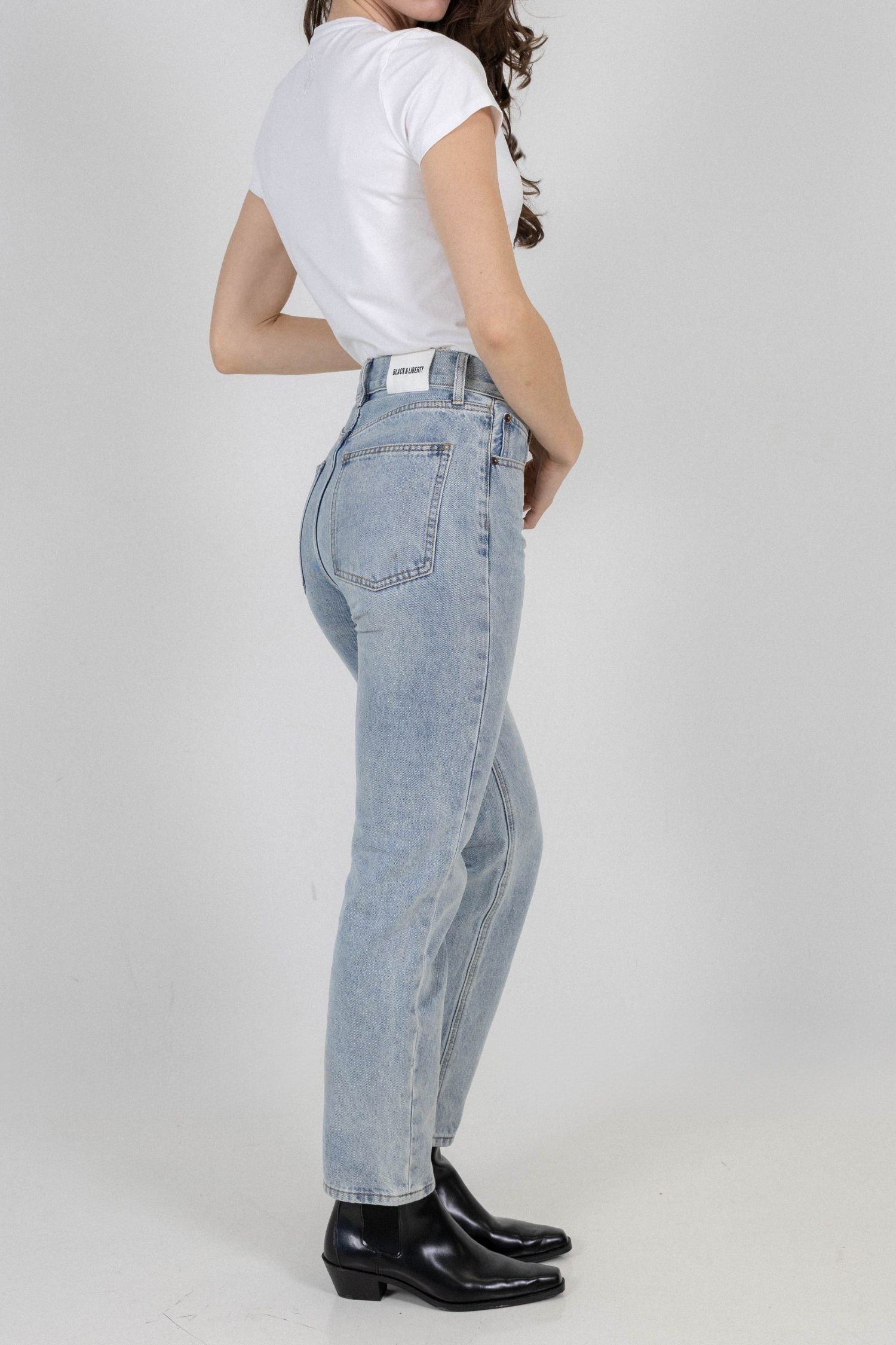 HERITAGE JEAN LIGHT BLUE