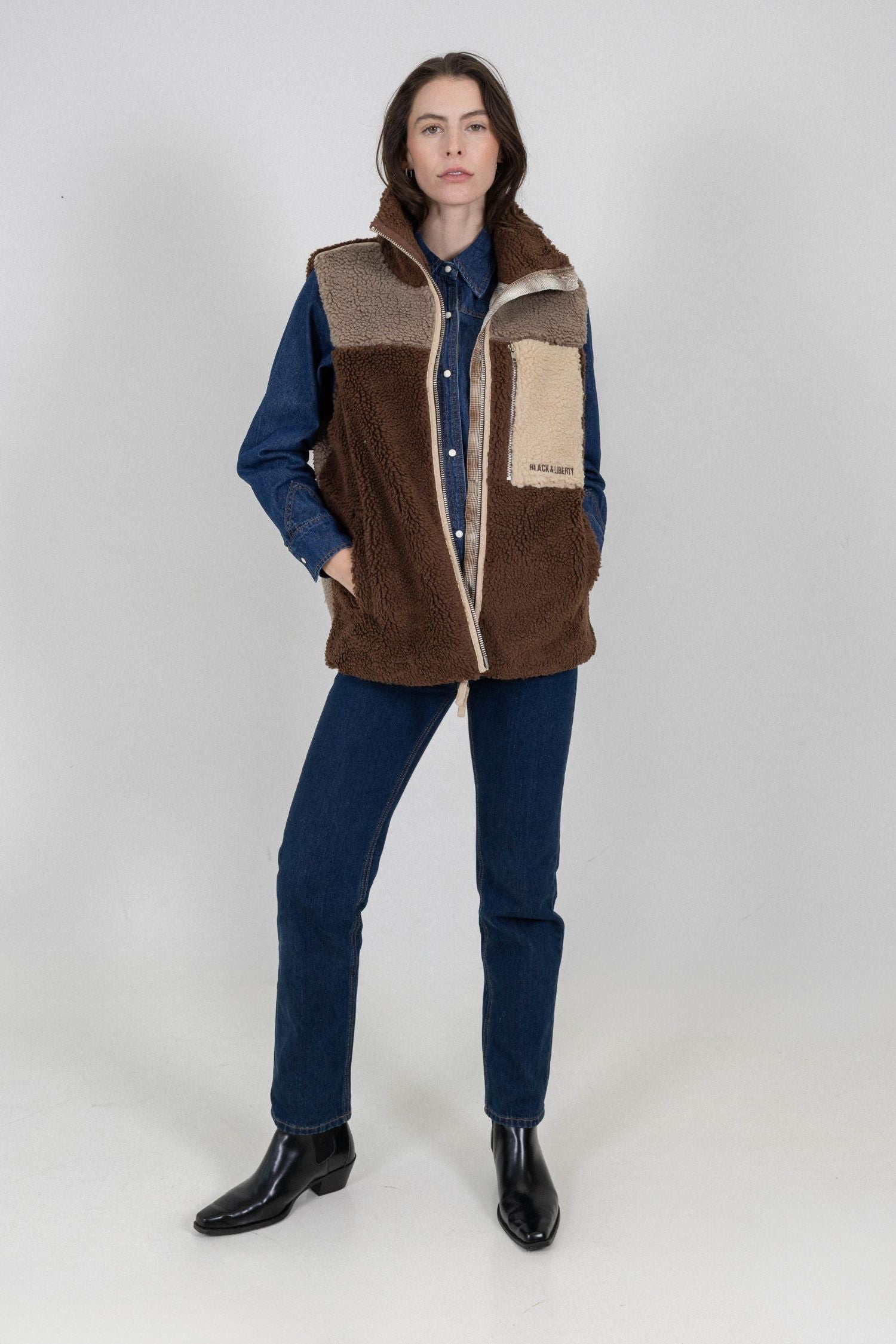 ALPINE VEST ESPRESSO