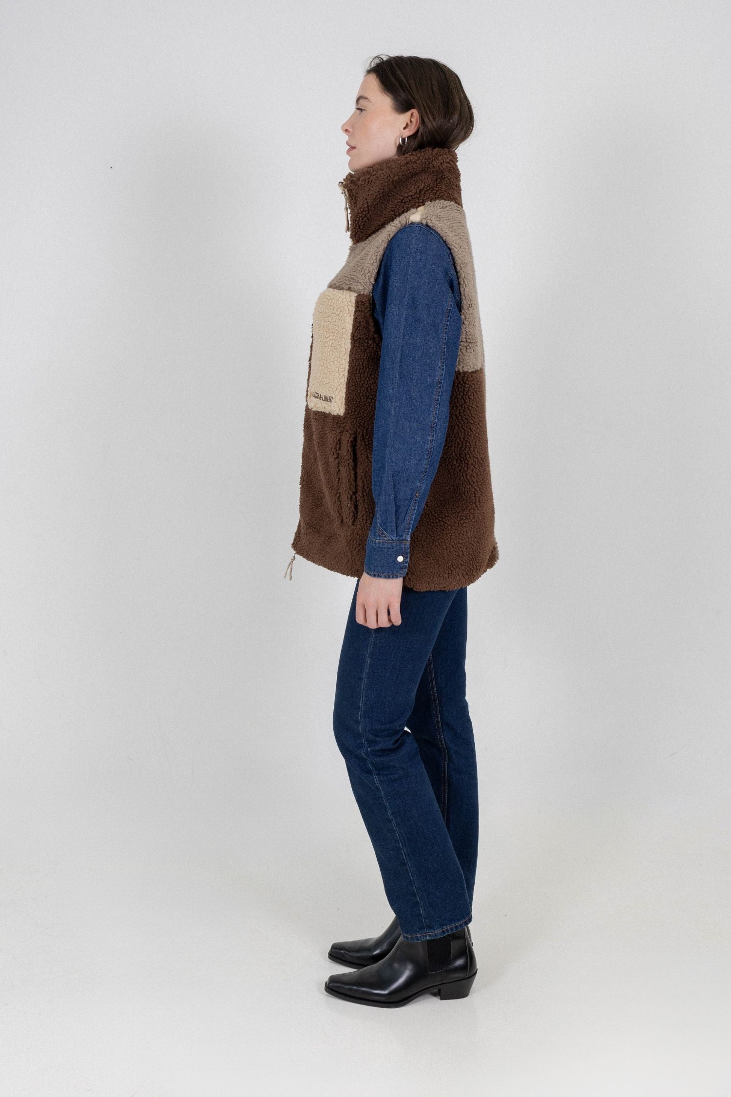 ALPINE VEST ESPRESSO