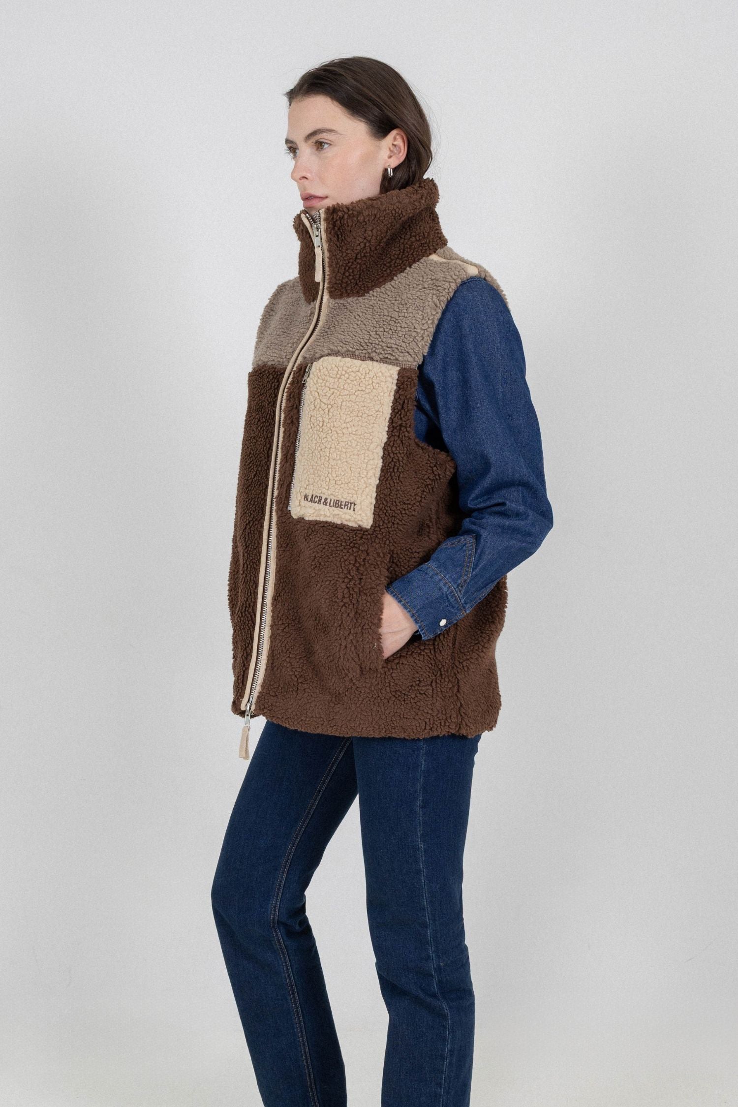 ALPINE VEST ESPRESSO