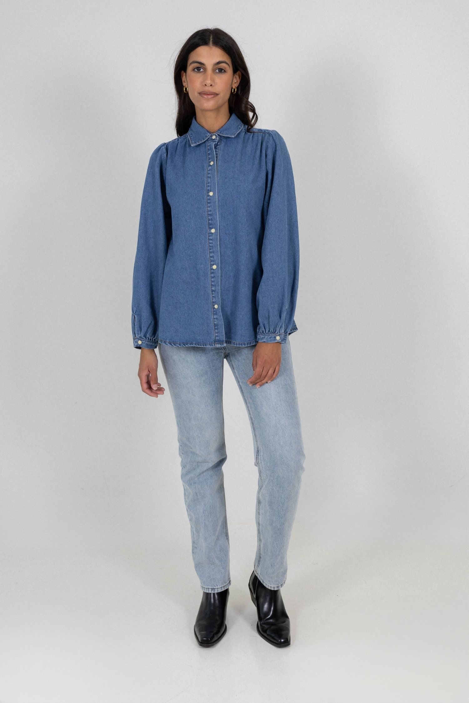LOUISE DENIM SHIRT - LIGHT BLUE
