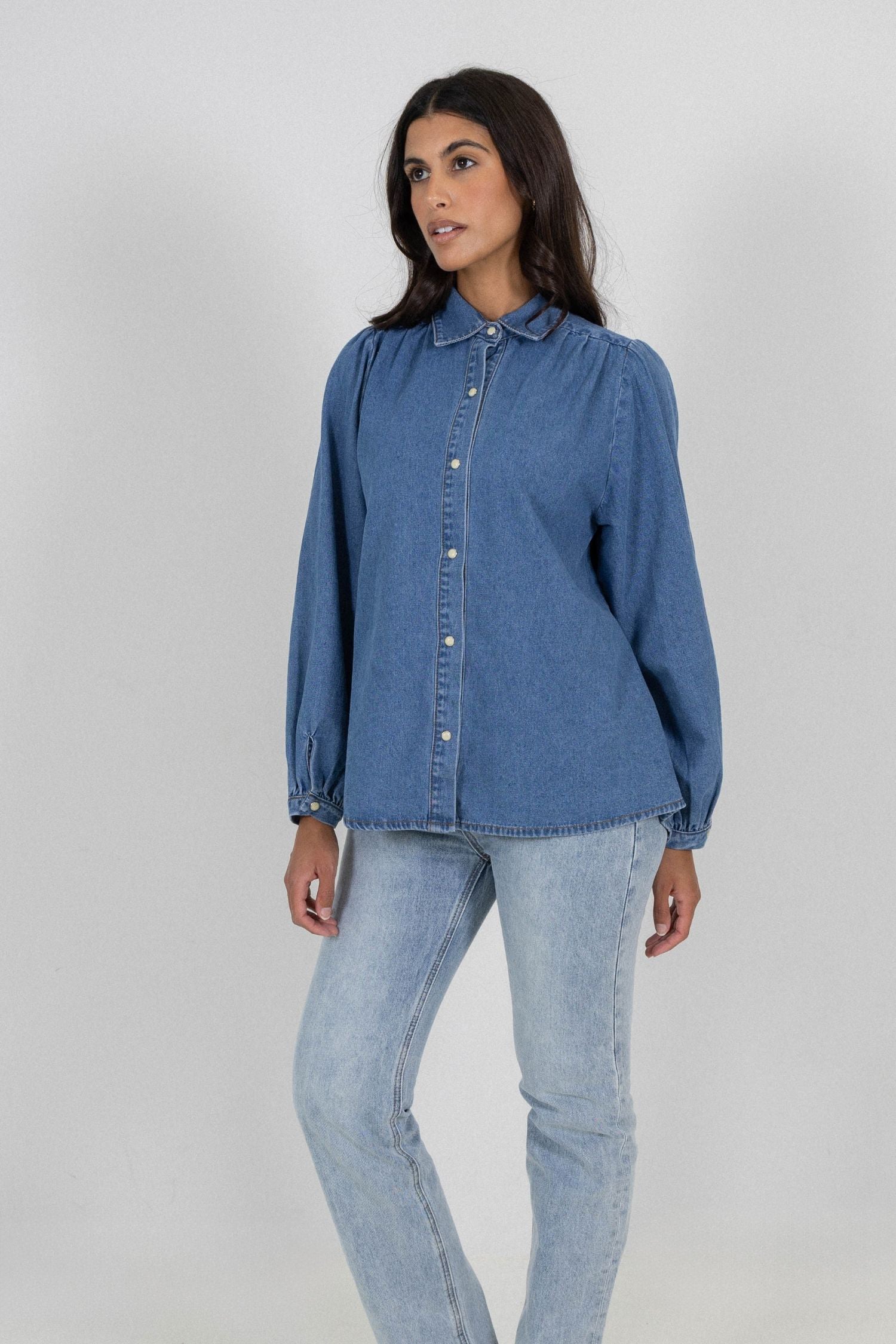 LOUISE DENIM SHIRT - LIGHT BLUE