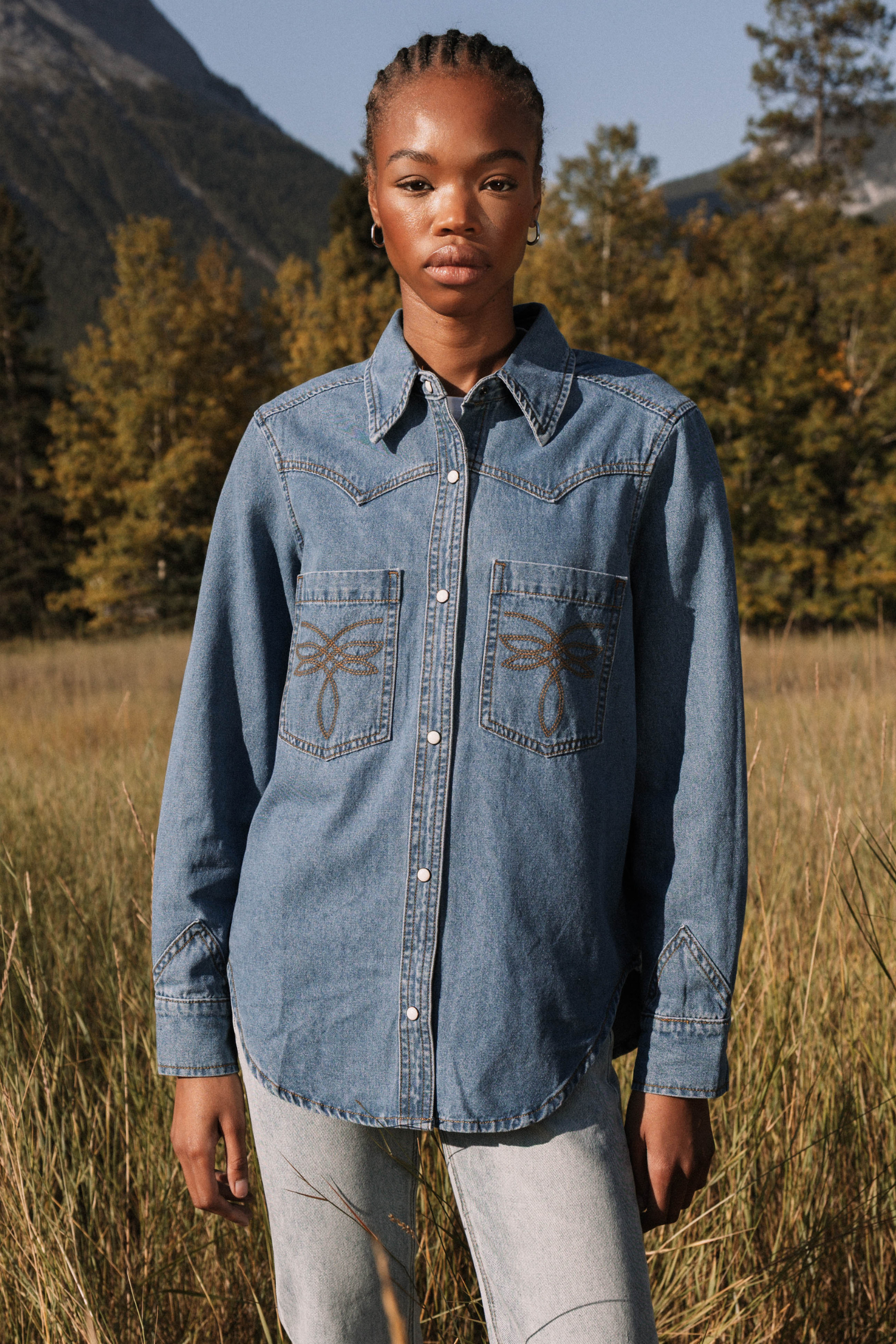 DAKOTA DENIM SHIRT - LIGHT BLUE