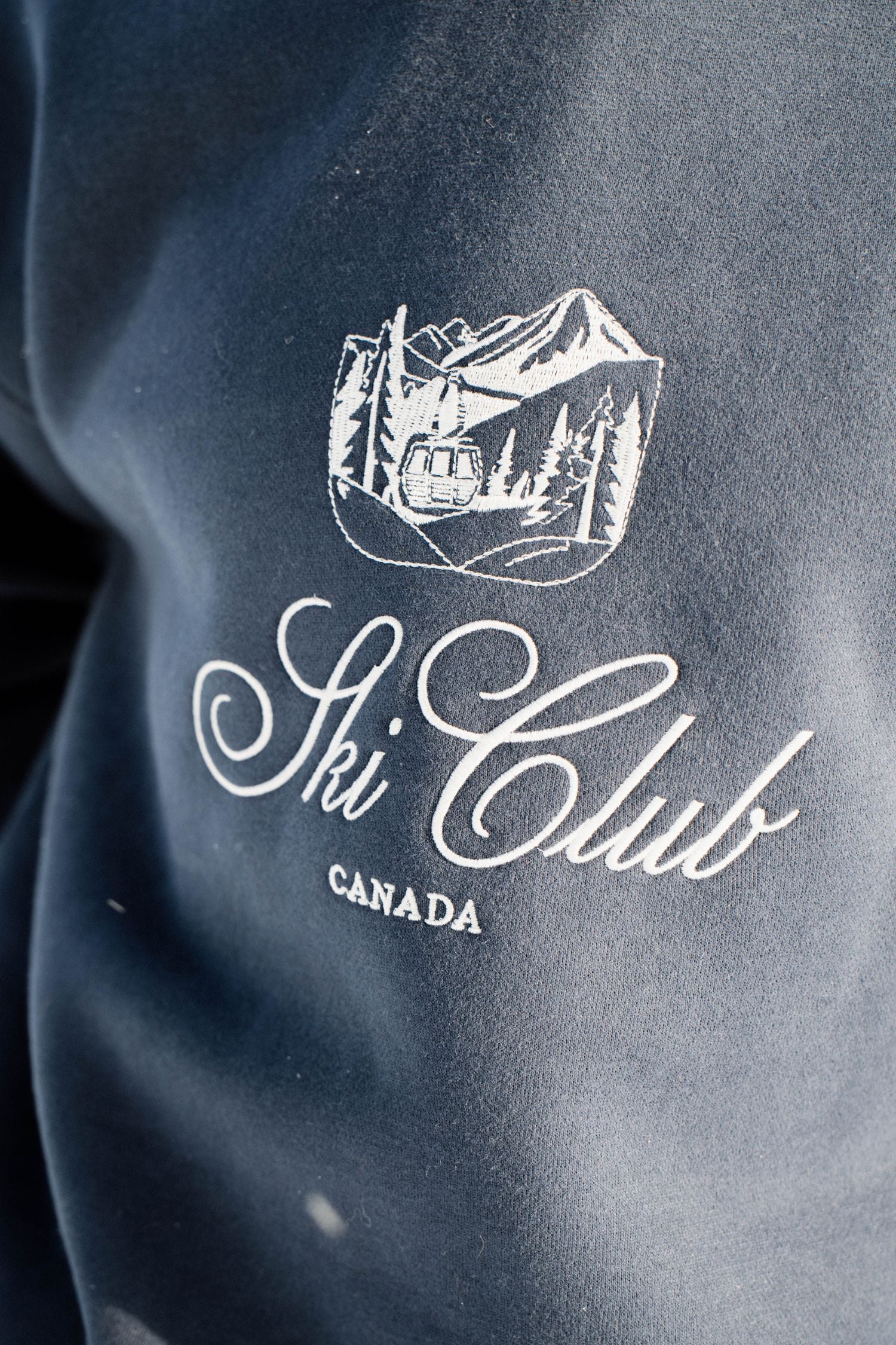 SKI CLUB SWEATSHIRT