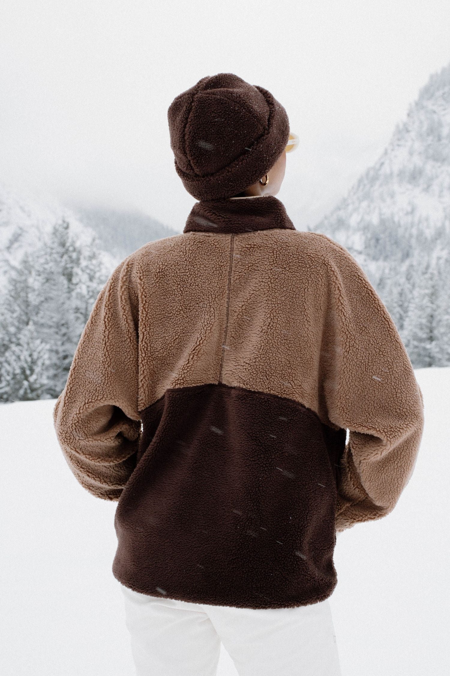 ALPINE SWEATER COFFEE BEAN